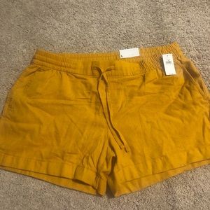 NWT Old Navy mustard yellow linen shorts